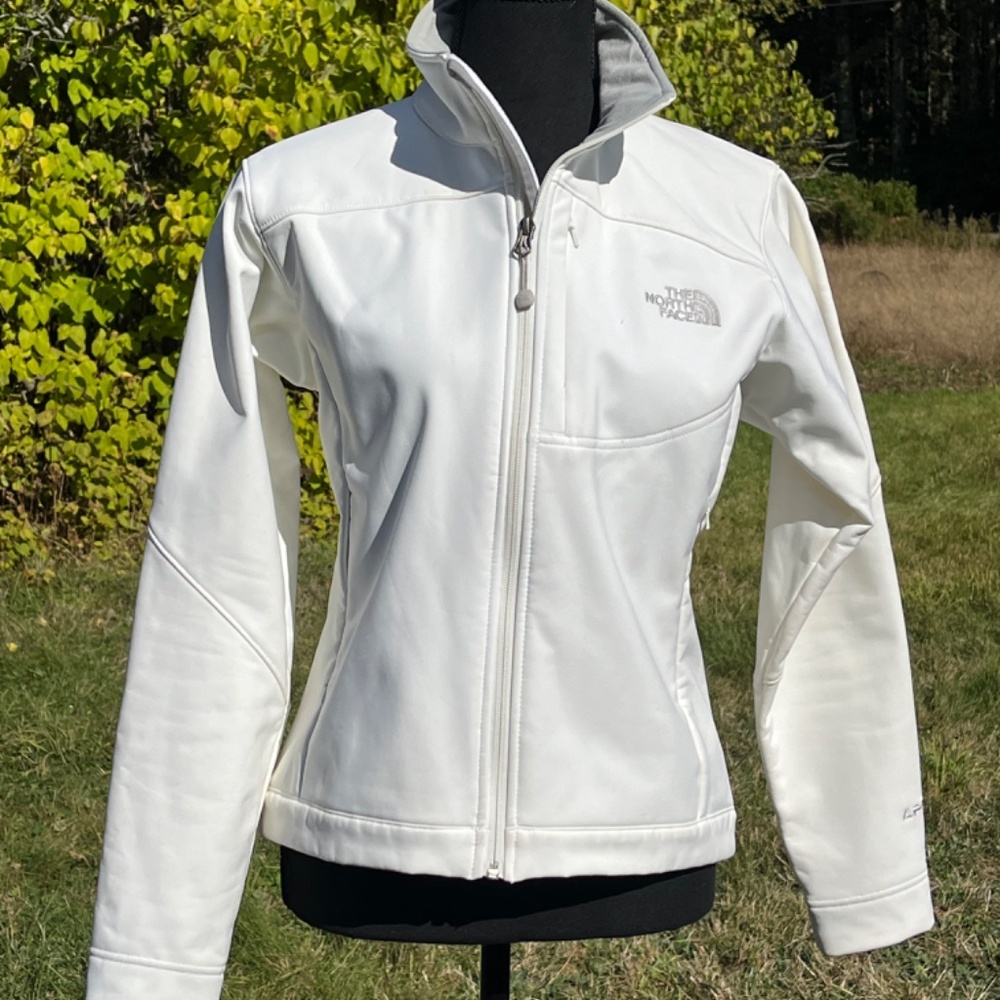 Women’s north face